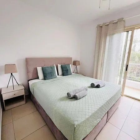 Prázdninový dům Elysia Park 14 - Modern 2br - Pool & Fitness- Paphos