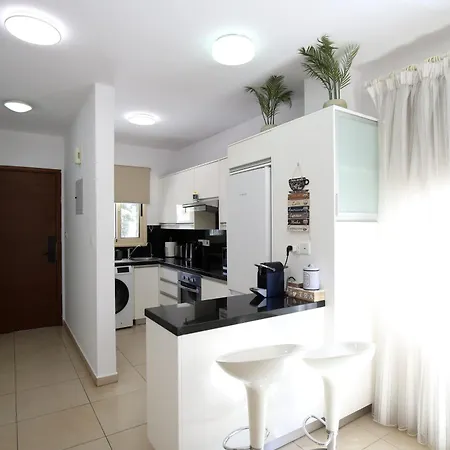 Elysia Park 14 - Modern 2br - Pool & Fitness- Prázdninový dům *