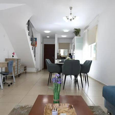 Modern 2br In Elysia Park - Pool & Fitness Paphos