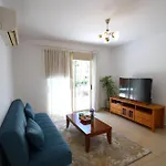 Hébergement de vacances Elysia Park 14 - Modern 2br - Pool & Fitness- Paphos